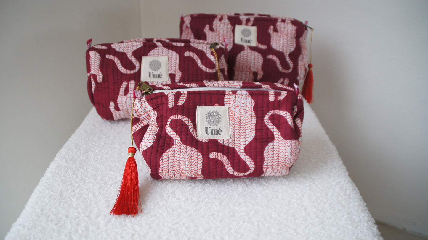 Toilettas bordeaux met tijger