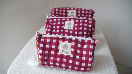 Toilettas bordeaux met ruitje