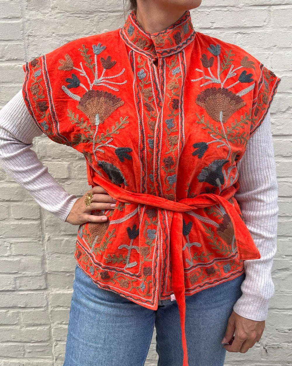 Suzani gilet velvet oranje