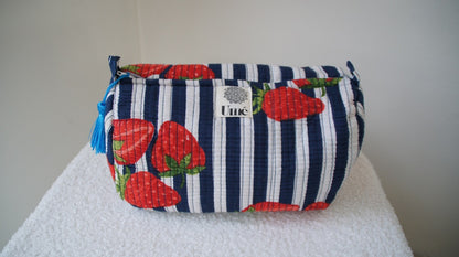 Toilettas Berry Blue