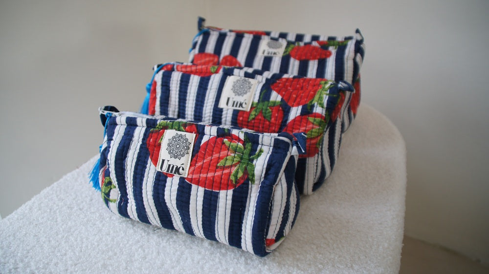 Toilettas Berry Blue