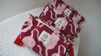 Toilettas bordeaux met tijger