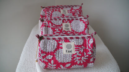 Toilettas roze met bloem