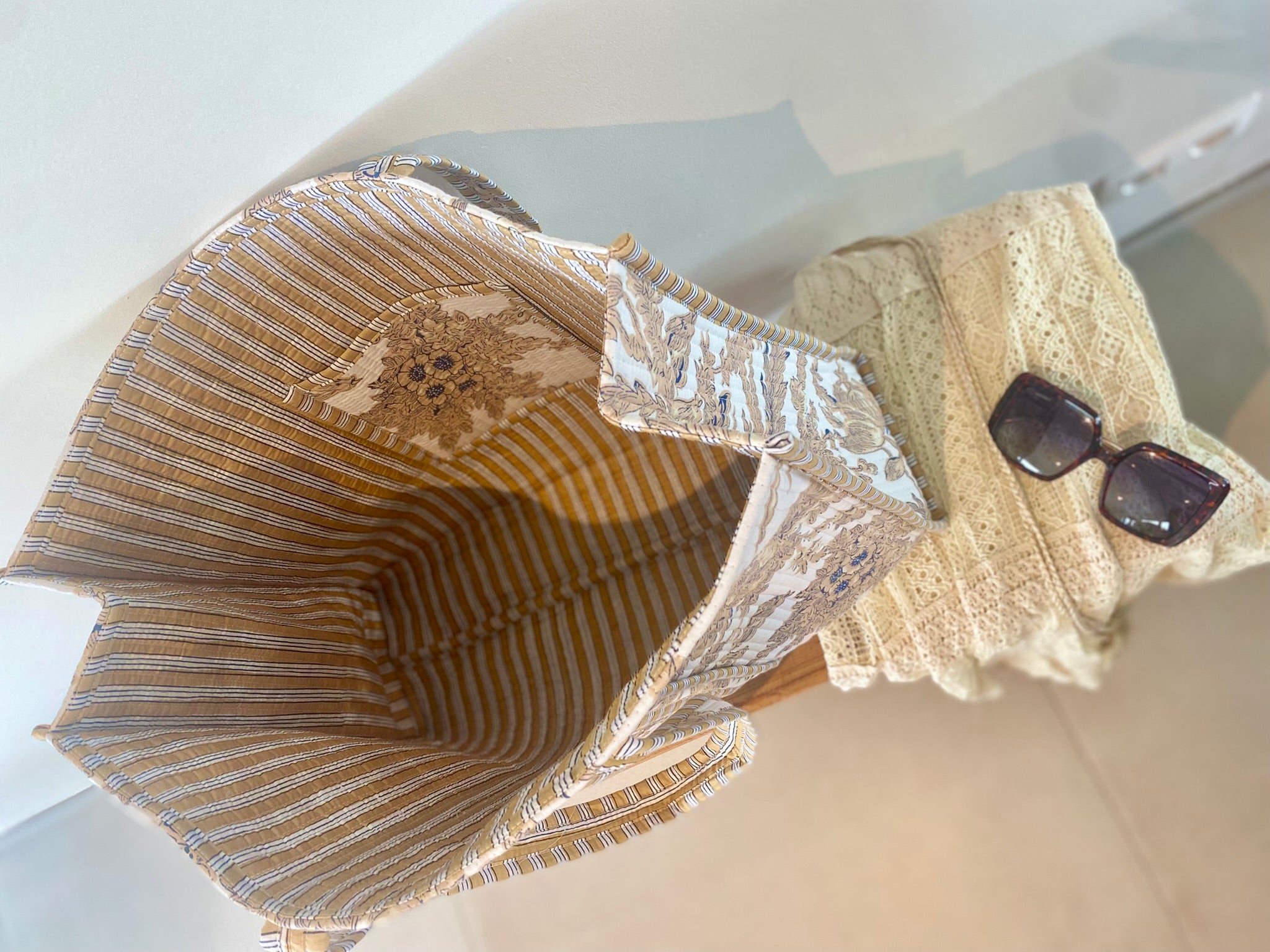 Draagtas Floral Beige