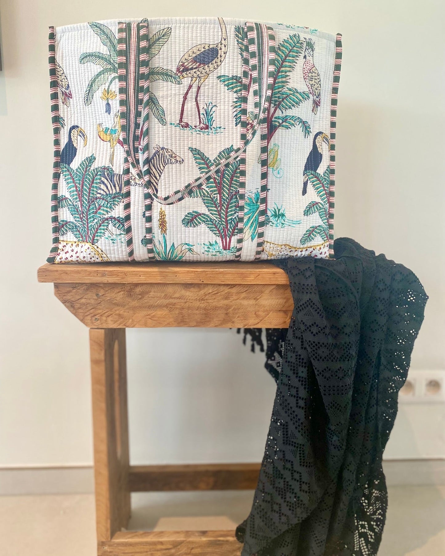 Draagtas Tropical White