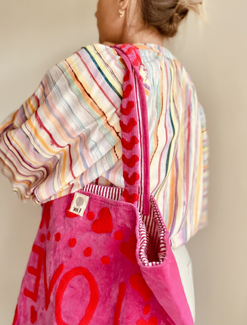 Velvet embroidery draagtas