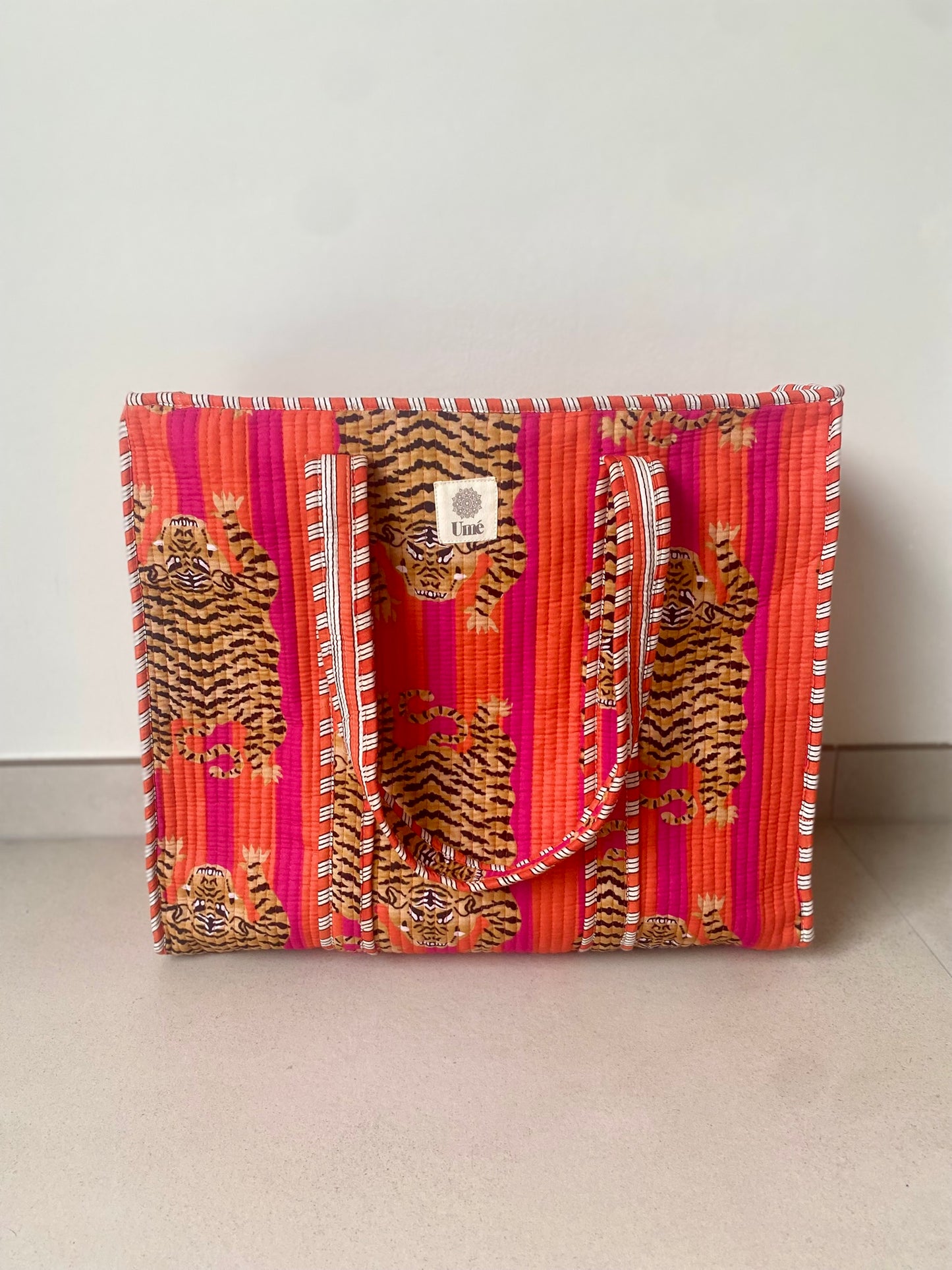 Draagtas tijger oranje/roze met rits