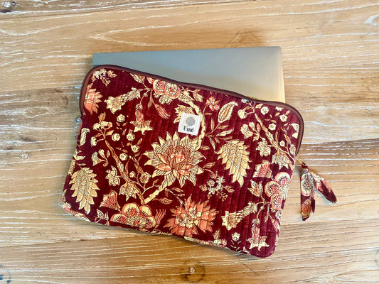 Laptophoes Burgundy Bloom