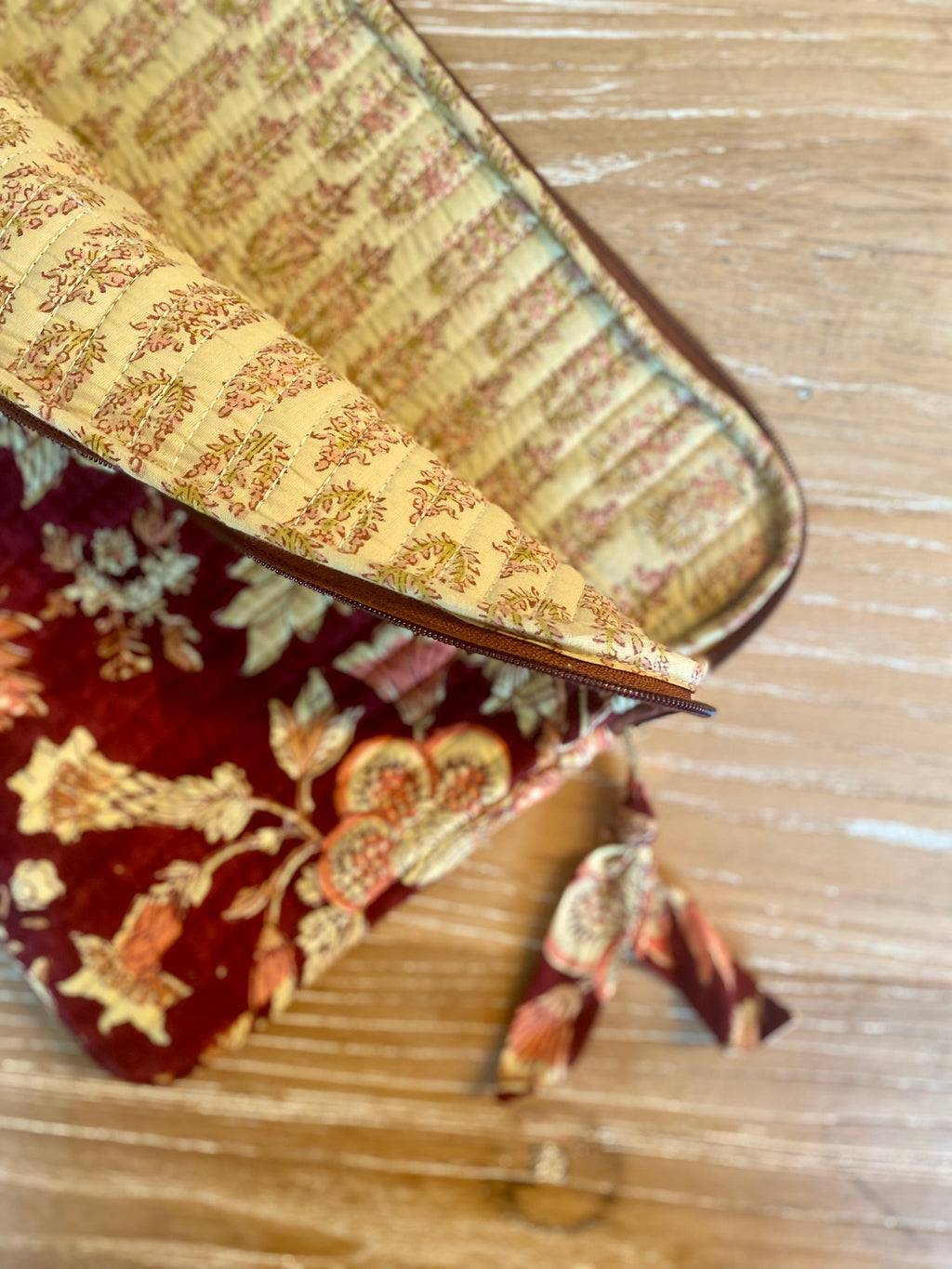 Laptophoes Burgundy Bloom