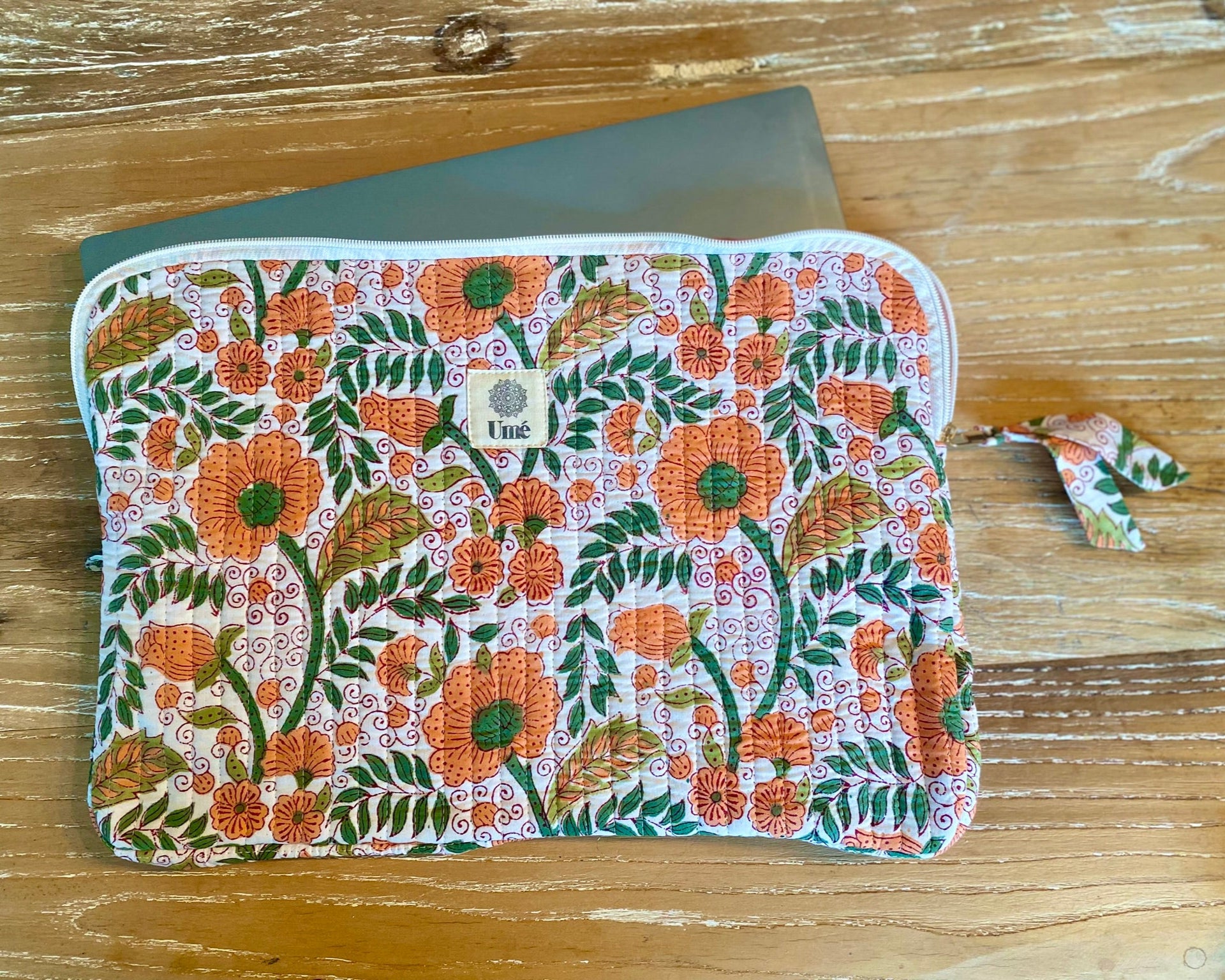 Laptophoes Retro Blossom