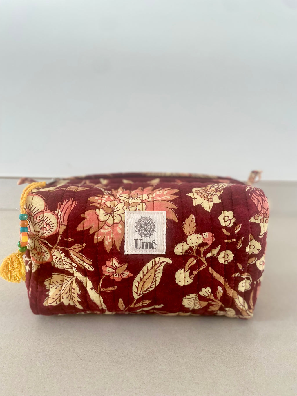 Toilettas Burgundy Bloom