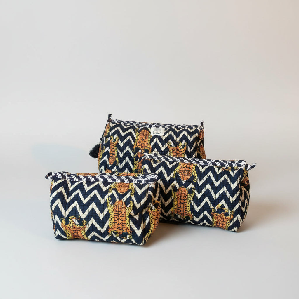 Toilettas blauw/wit tijger