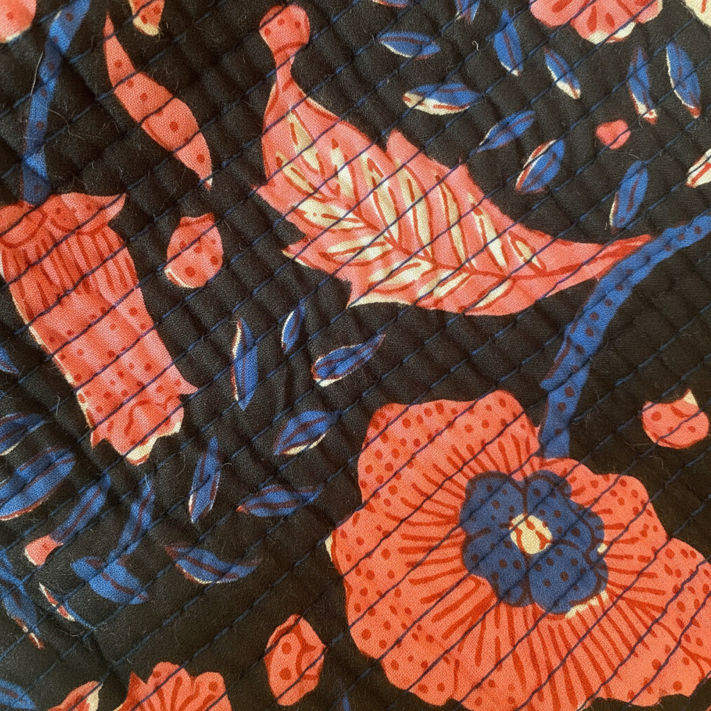 Toilettas donkerblauw met bloemen