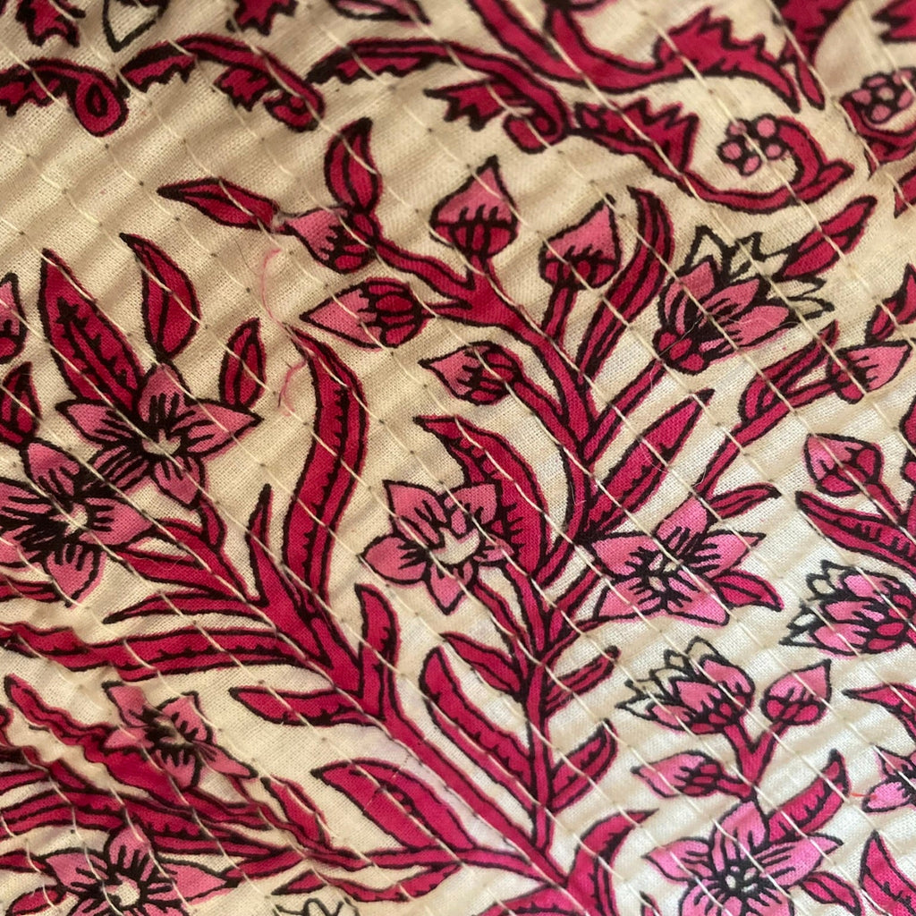 Toilettas wit met bloem