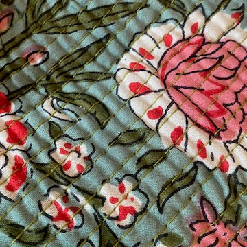 Toilettas groen gebloemd