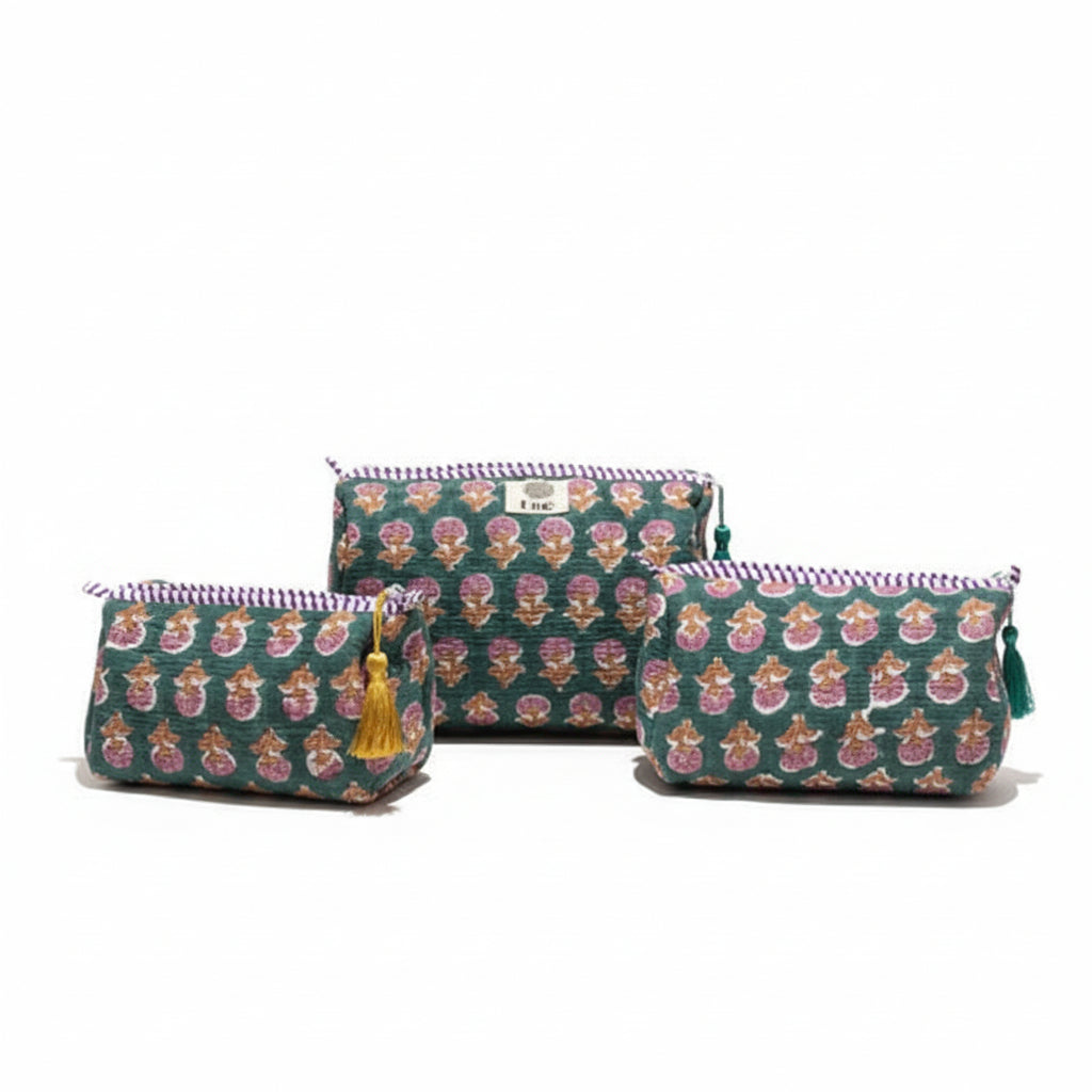 Toilettas dark green flowers 🌸