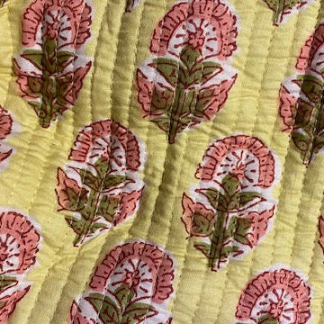 Toilettas yellow flower 💛